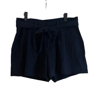NWT BANANA REPUBLIC PAPERBAG 4” NAVY BLUE SHORTS